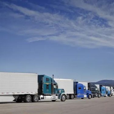 What Makes a Trucking Service Reliable and Cost Effective