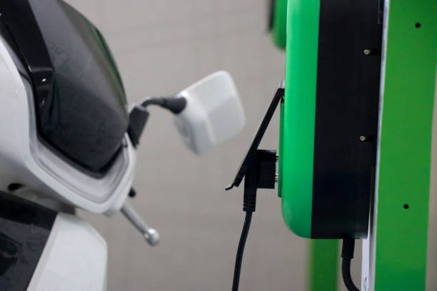 Building Future Homes with EV Charging and Solar Energy