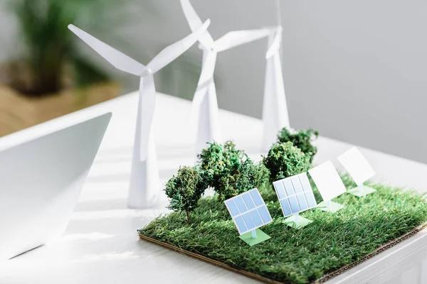 Top Reasons to Replace Aging Solar Panels for Better Output