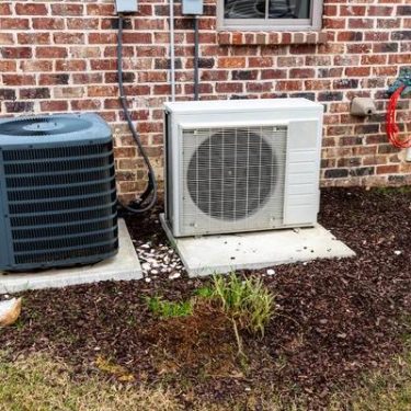 Why HVAC Companies Handle Emergency Repairs During Extreme Weather Efficiently