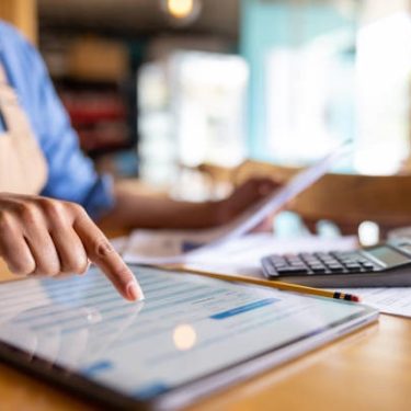 How a Fractional Bookkeeping Service Reduces Accounting Stress